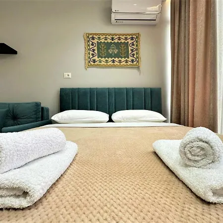 Trea Accomodations - Suite Lungomare Vlore Exterior photo